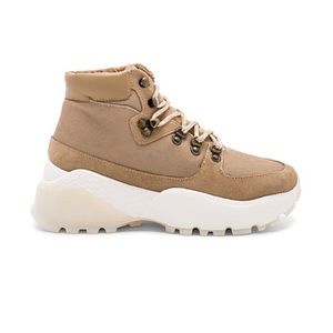 Steve Madden stampede sneakers